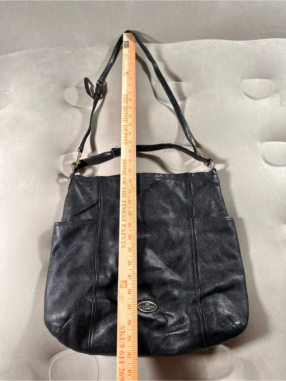 Coach Isabelle Hobo Black Pebbled Leather Crossbody Handbag Retro Y2K Gothcore